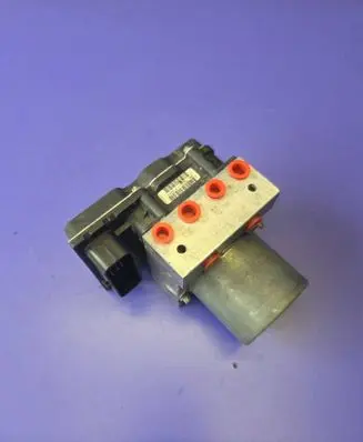 Audi A5 8T 8F ABS Pump 0265951715 8K0907379BP