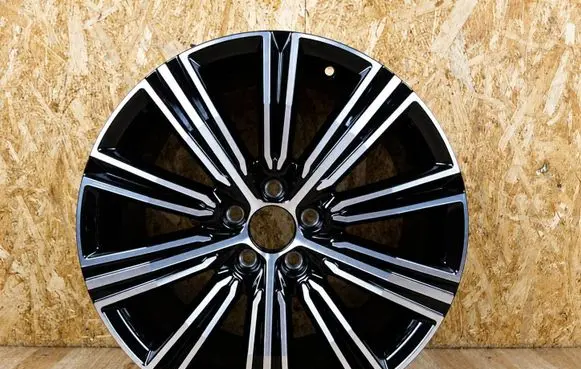 Volvo V60 R18 alloy rim 31471312