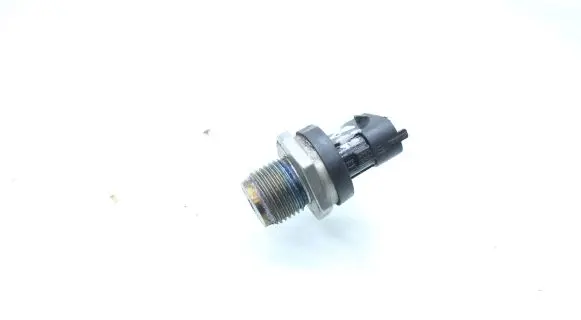 Toyota Avensis T250 Fuel pressure regulator 0281002707