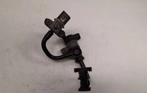 BMW X3 F25 Breather/breather pipe/hose 7636155 7636156 13907636156