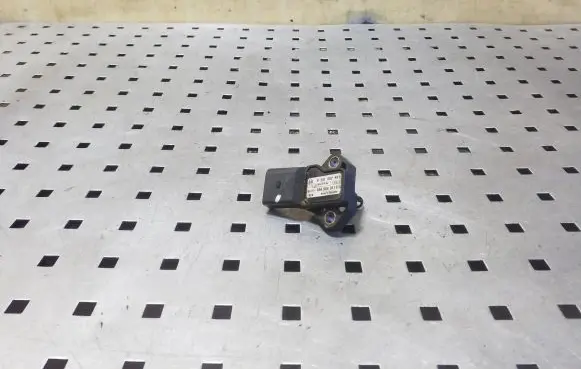 Volkswagen Touareg II Air pressure sensor 038906051C 0281002401