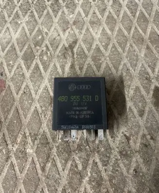 Audi A6 S6 C5 4B Other relay 4B0955531D 5WK10460A
