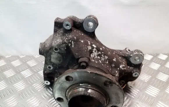 BMW 7 E65 E66 Front wheel hub 6753462