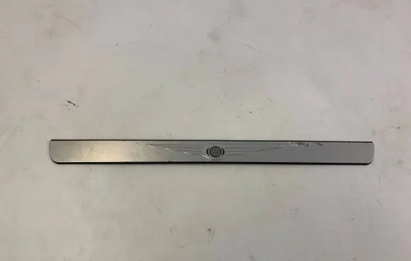 Chrysler 300 - 300C Side skirt rear trim 