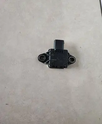 Mercedes-Benz S W222 ESP acceleration yaw rate sensor A0009059101
