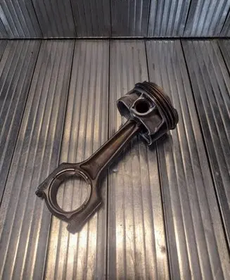 BMW X2 F39 Piston with connecting rod 8678931 9494399 8623418