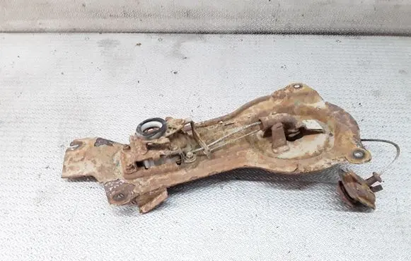 Mazda MPV Spare wheel mounting bracket 