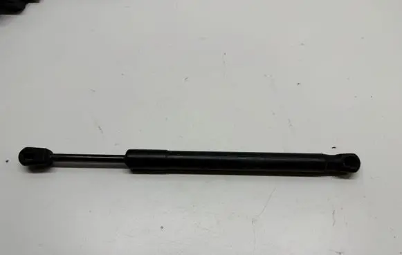 Audi A6 S6 C6 4F Tailgate/trunk strut/damper 4F5827552B