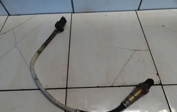 Renault Megane III Lambda probe sensor 0258006990 8200437459