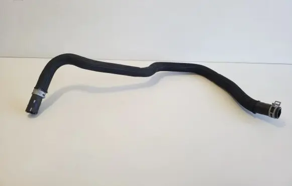 Nissan Qashqai J12 Engine coolant pipe/hose