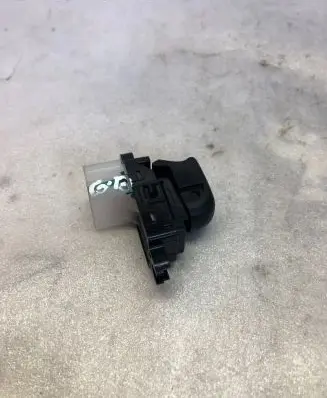 Nissan Juke II F16 Electric window control switch 23424sd