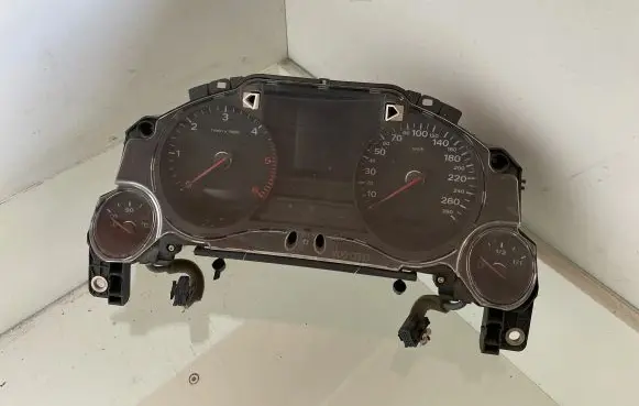Audi A8 S8 D3 4E Speedometer (instrument cluster) 4E0920900F 110080101008