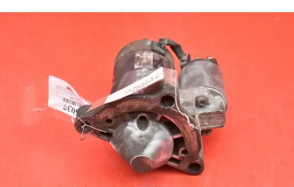 Peugeot 407 Starter motor M000T82081