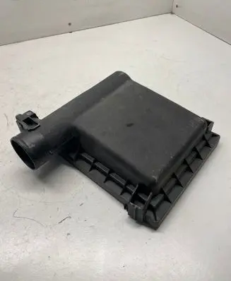 Toyota Auris E180 Air filter box cover 177050T060 MF100141 222040V020