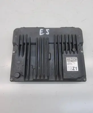 Lexus ES VII XZ10 ABS control unit/module 8966133Z10