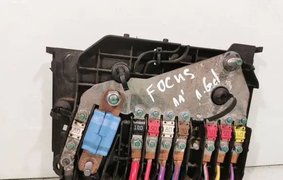 Ford Focus Positive wiring loom 19041 18023