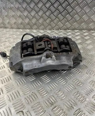 Audi Q7 4L Front brake caliper
