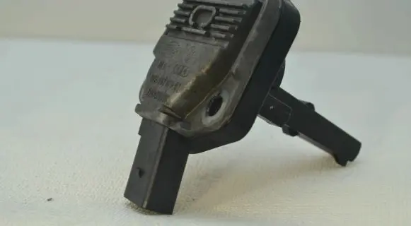 Audi A4 S4 B7 8E 8H Oil level sensor 1J0907660C 6PR00807903