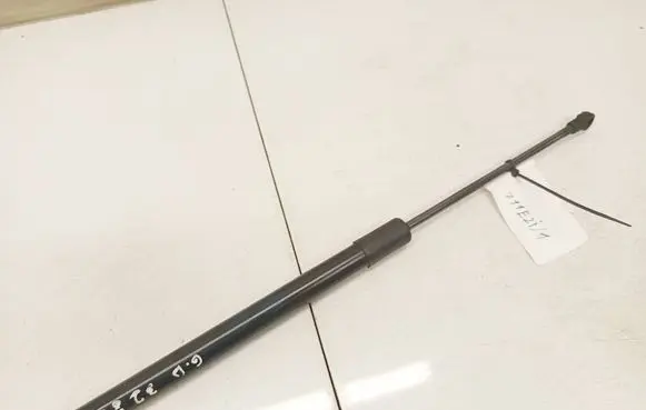 Volkswagen Golf VII Tailgate/trunk strut/damper 5G6827550G