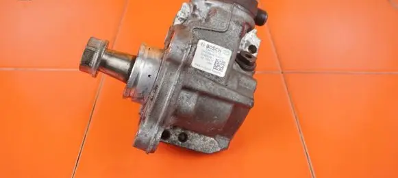 Opel Insignia A Fuel injection high pressure pump 0445010703 B20DTH