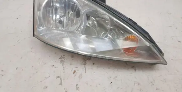 Ford Focus Headlights/headlamps set 2M5113W029BD