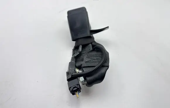 Toyota Auris E180 Middle seatbelt buckle (rear) 308826110