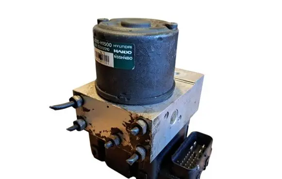 Hyundai Terracan ABS Pump 58910H1500