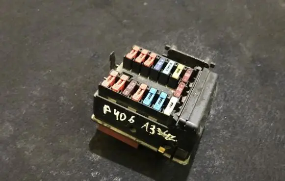Peugeot 406 Fuse box set 9608173180