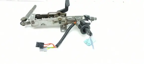 Nissan Primastar Steering wheel axle 8200762565 93861062 8200826300