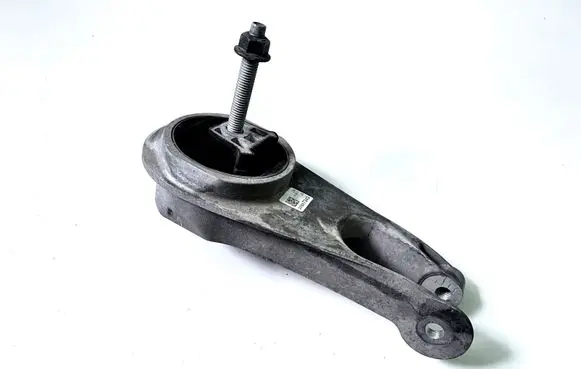 Opel Insignia B Engine mount bracket 22937343