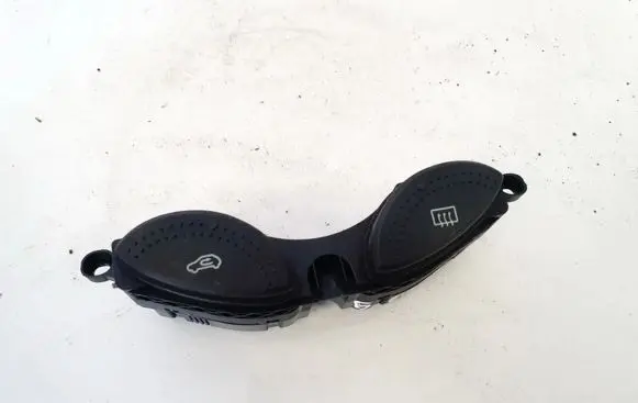Ford Focus Windscreen/window heater switch 98ag18c621ag