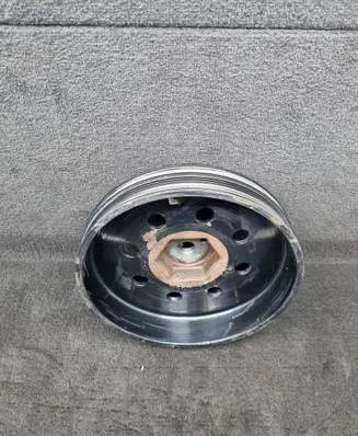 Audi Q7 4M Crankshaft pulley 059105250B