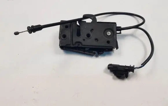 Volvo S60 Engine bonnet/hood lock/catch 32226106