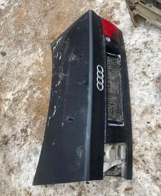 Audi A6 S6 C4 4A Tailgate/trunk/boot lid