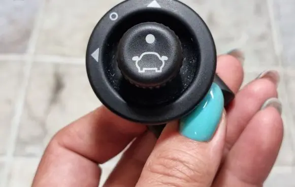 Ford Focus Wing mirror switch 93BG17B676BA