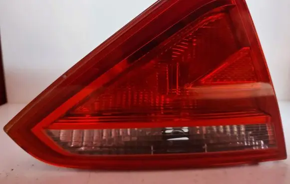 Audi A5 8T 8F Tailgate rear/tail lights 8T0945093