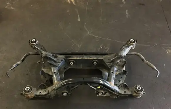 Land Rover Evoque II Rear subframe J9C35A771DA