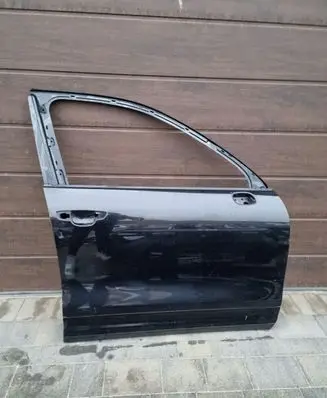 Porsche Cayenne (9PA) Front door