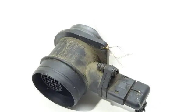 Skoda Fabia Mk1 (6Y) Mass air flow meter 038906461B