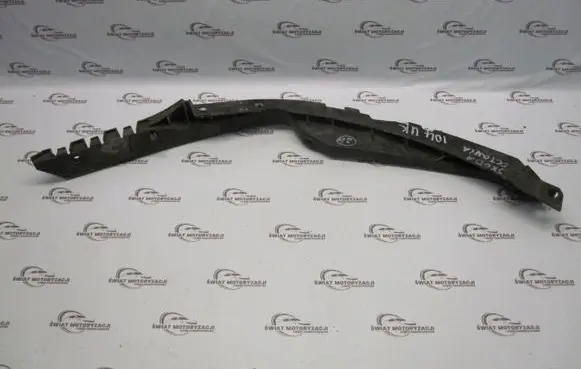 Skoda Octavia Mk2 (1Z) Headlight/headlamp mounting bracket 11353150