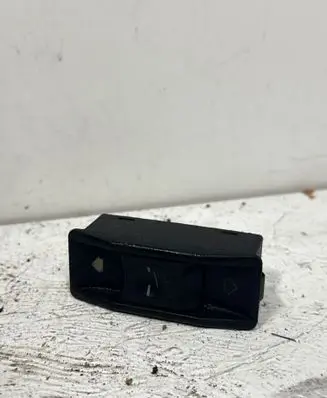 BMW 5 E39 Sunroof switch 1378862