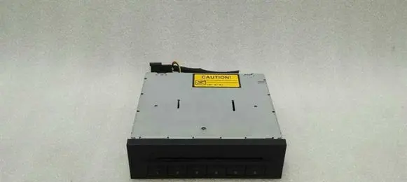 Mercedes-Benz E AMG W211 CD/DVD changer A2118700889