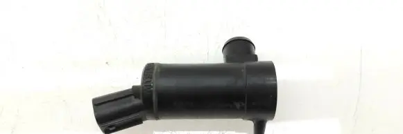 Subaru Legacy Windscreen/windshield washer pump