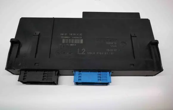 BMW 1 E81 E87 Central body control module 9160187