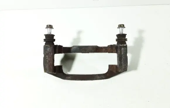 Mitsubishi Colt Front Brake Caliper Pad/Carrier 