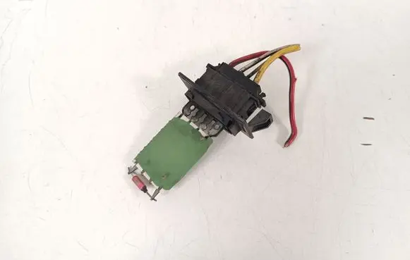 Volkswagen II LT Heater blower motor/fan resistor