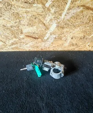 Nissan Note (E11) Ignition lock