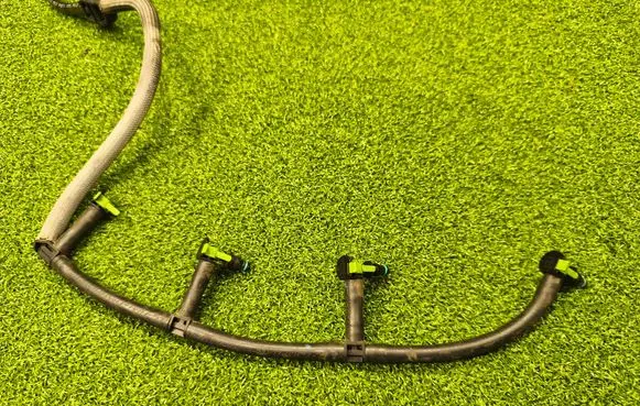 Fuel return line/hose