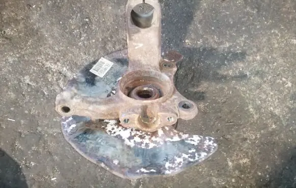 Volkswagen Transporter - Caravelle T5 Front wheel hub
