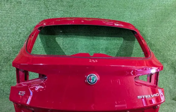 Alfa Romeo Stelvio Truck tailgate 